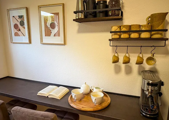 Appartement Und Sonne - Moderne Eg-wohnung Mit Balkon *